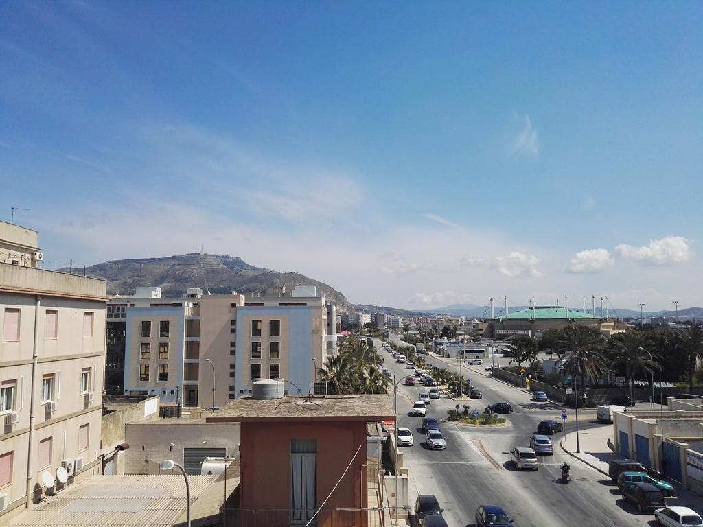 L'Oasi Del Porto Bed & Breakfast Trapani Ngoại thất bức ảnh