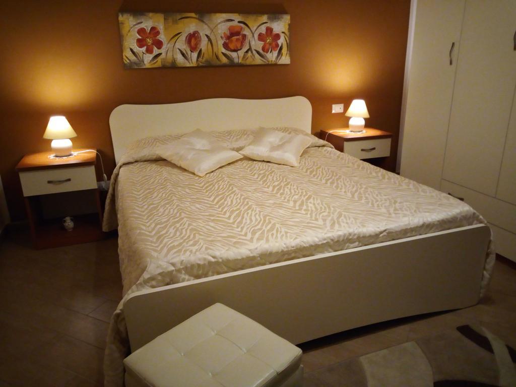 L'Oasi Del Porto Bed & Breakfast Trapani Ngoại thất bức ảnh