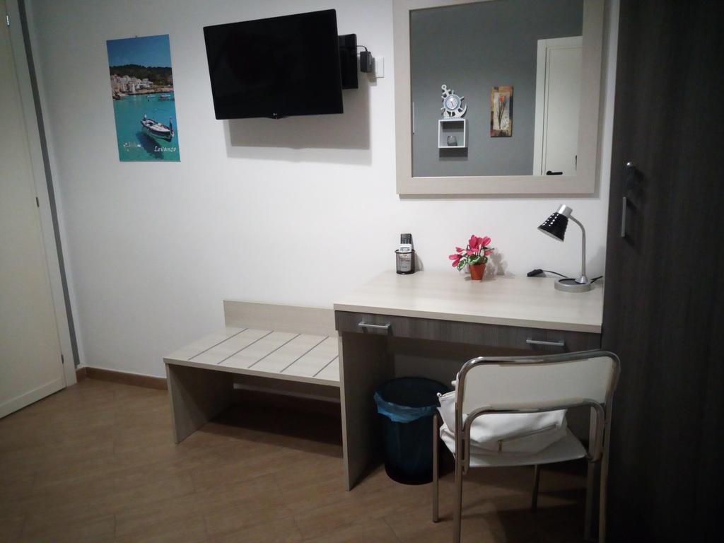 L'Oasi Del Porto Bed & Breakfast Trapani Ngoại thất bức ảnh