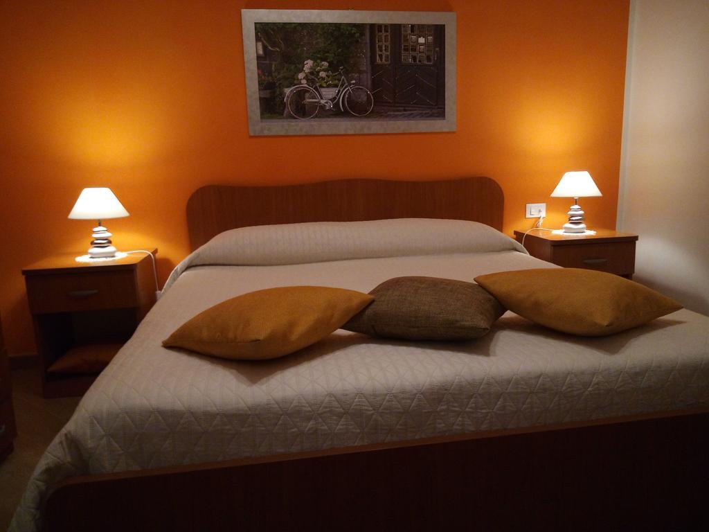 L'Oasi Del Porto Bed & Breakfast Trapani Ngoại thất bức ảnh